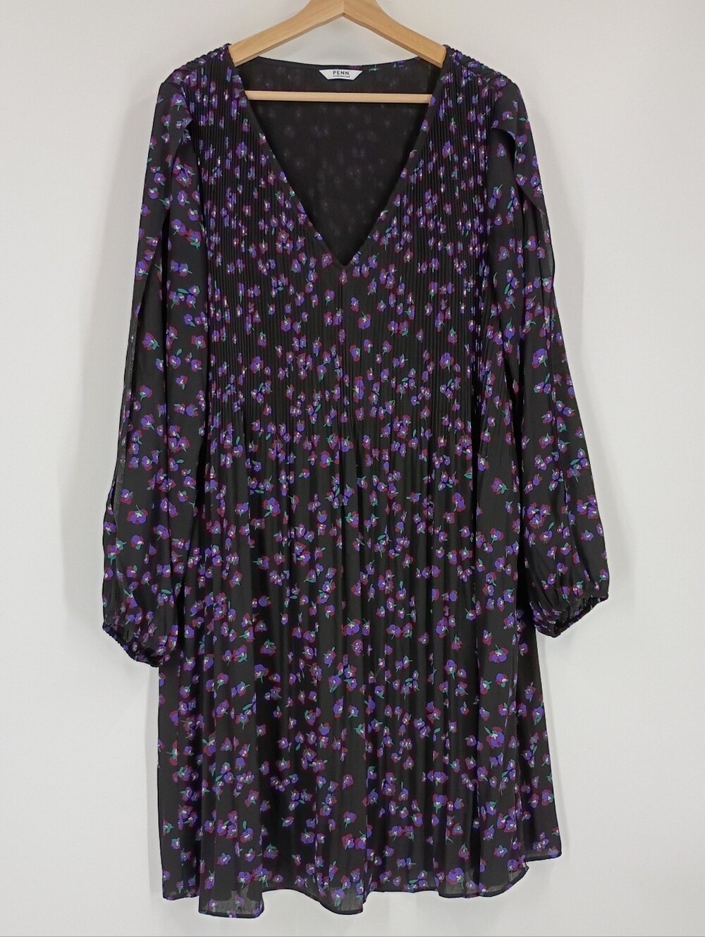 Penningtons Pleated V Neck Floral Mini Dress